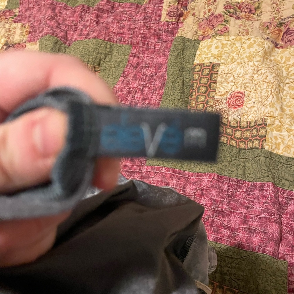 Color Block Eleve Leo Size Medium - image 5